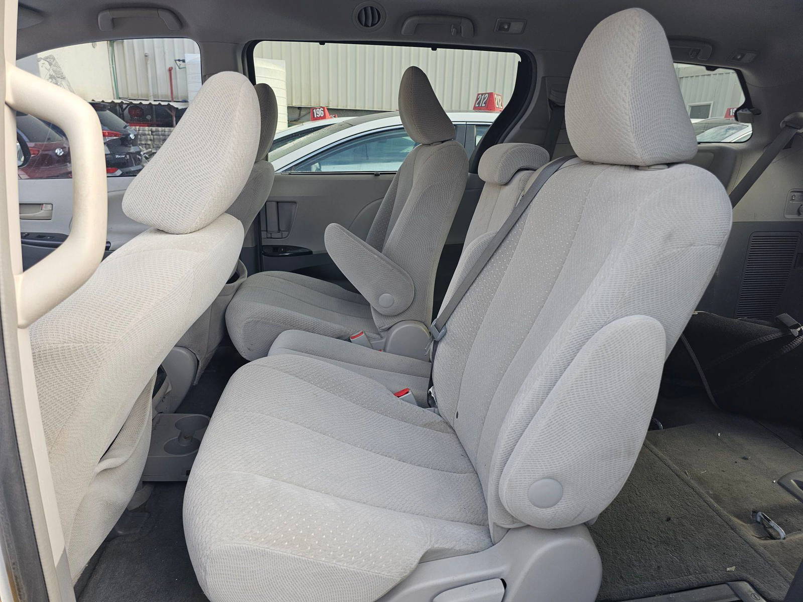 2014 TOYOTA SIENNA — 125861 Miles — Lot 518386 — Main - Marhaba Auctions Used Cars - Image 8