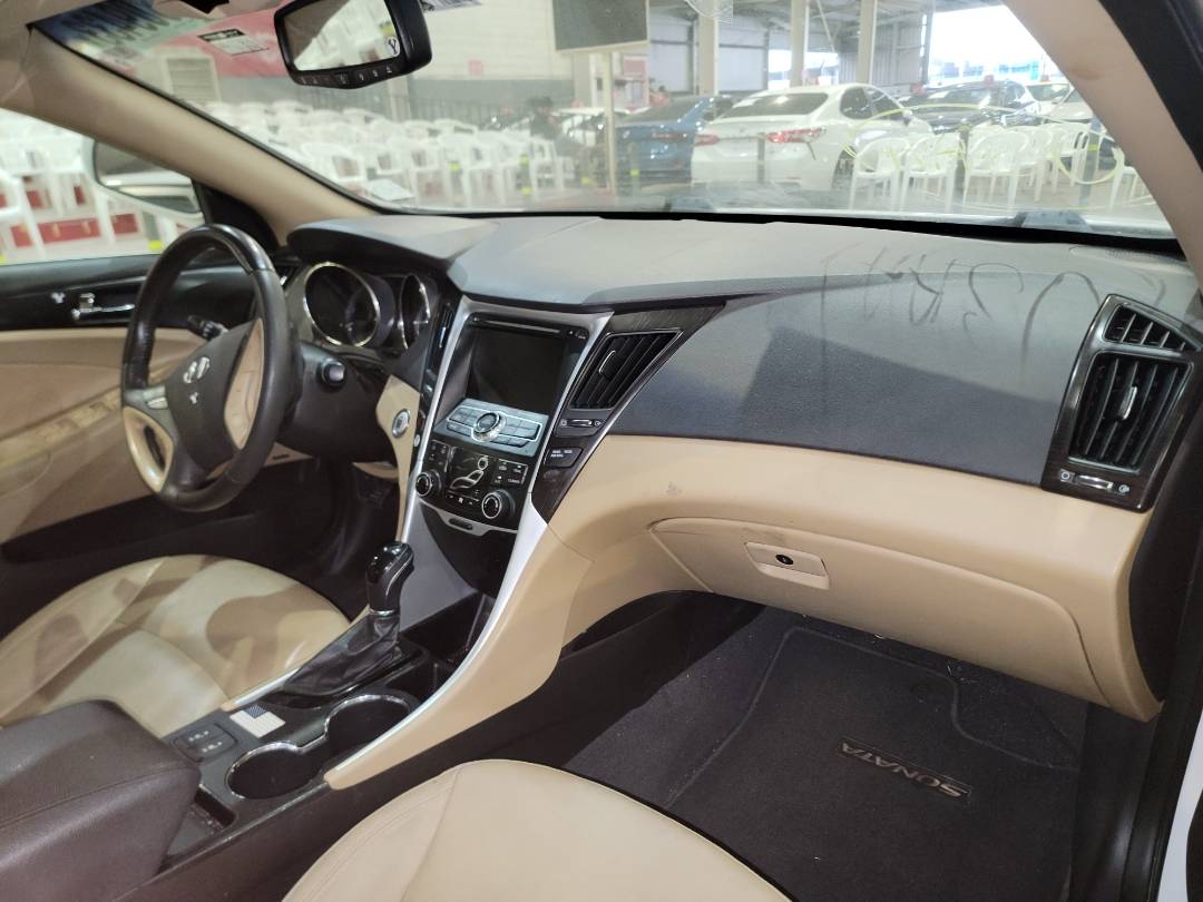 2012 HYUNDAI SONATA — 137805 Miles — Lot 77809433 - Marhaba Auctions Used Cars - Image 6