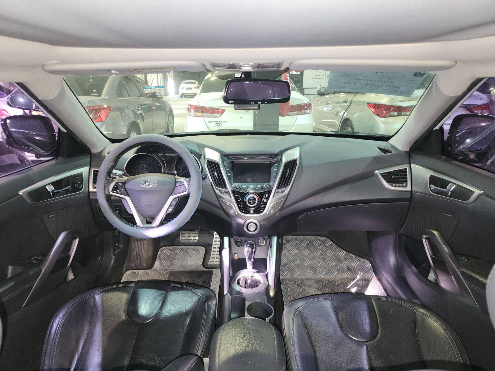 2012 HYUNDAI VELOSTER — 176079 KM — Lot 031014 — Al Quoz - Marhaba Auctions Used Cars - Image 8