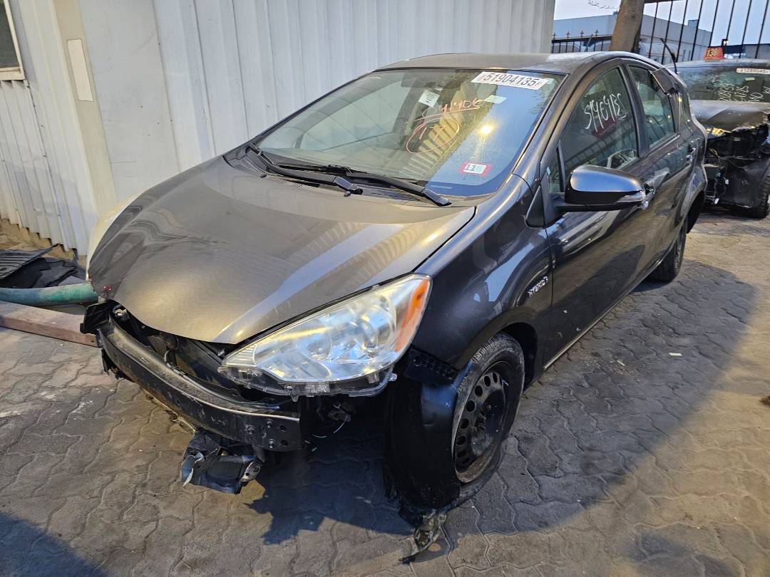 2013 TOYOTA PRIUS — 132900 Miles — Lot 41906 — Main - Marhaba Auctions Used Cars - Image 5