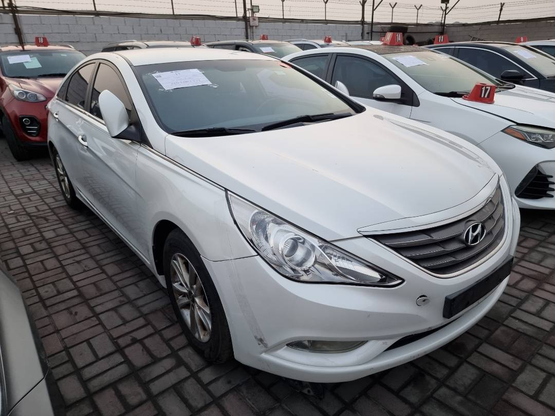 2012 HYUNDAI SONATA — 311927 KM — Lot 470978 — Ind. 12 - Marhaba Auctions Used Cars - Image 4