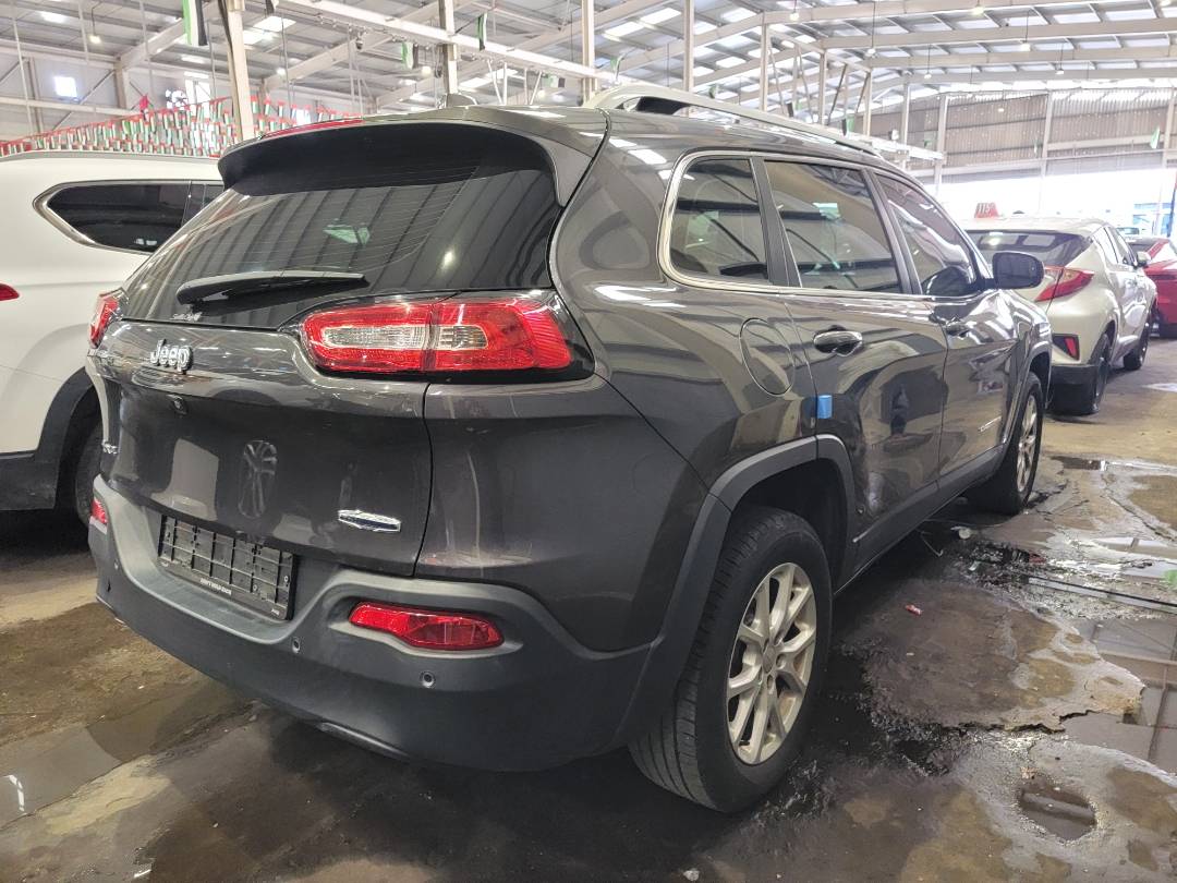 2015 JEEP CHEROKEE — 162072 KM — Lot 746814 — Main - Marhaba Auctions Used Cars - Image 3