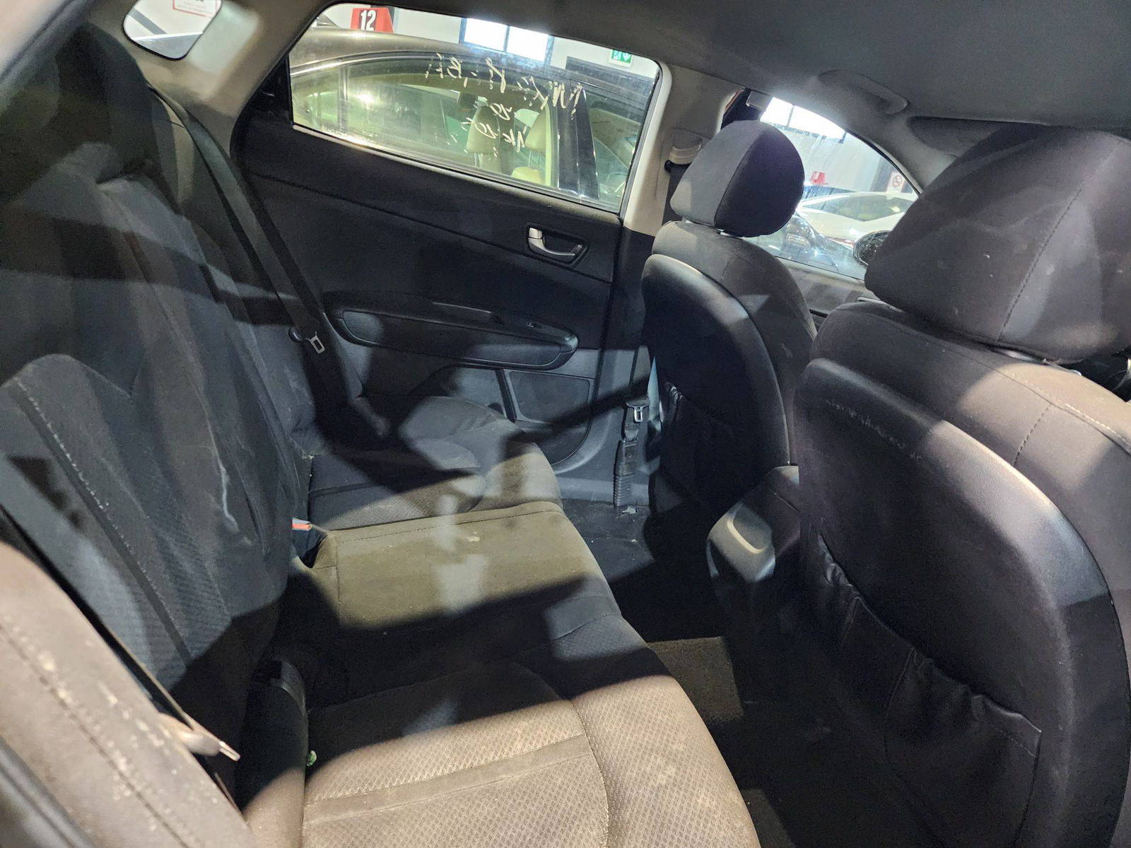 2018 KIA OPTIMA — 115633 Miles — Lot 125487 — Souq - Marhaba Auctions Used Cars - Image 7