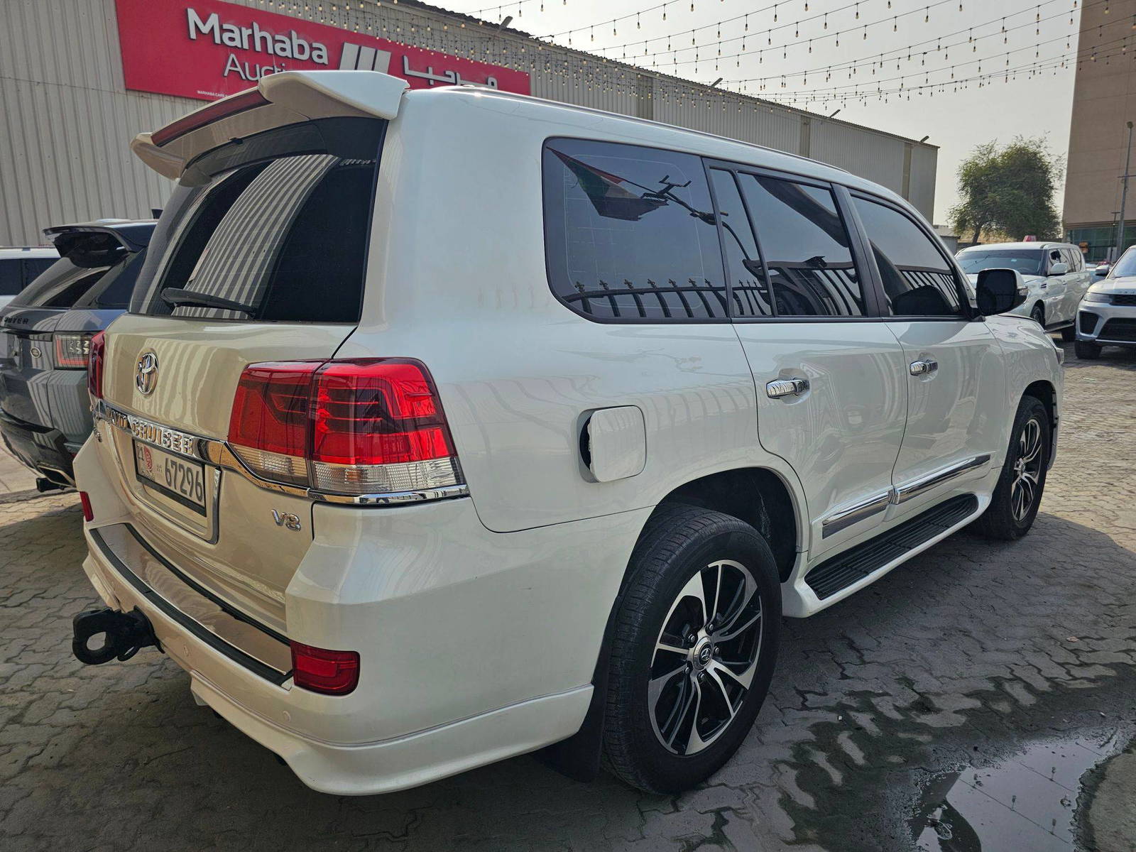2014 TOYOTA LAND CRUISER — 215296 KM — Lot 5077982 — Main - Marhaba Auctions Used Cars - Image 4