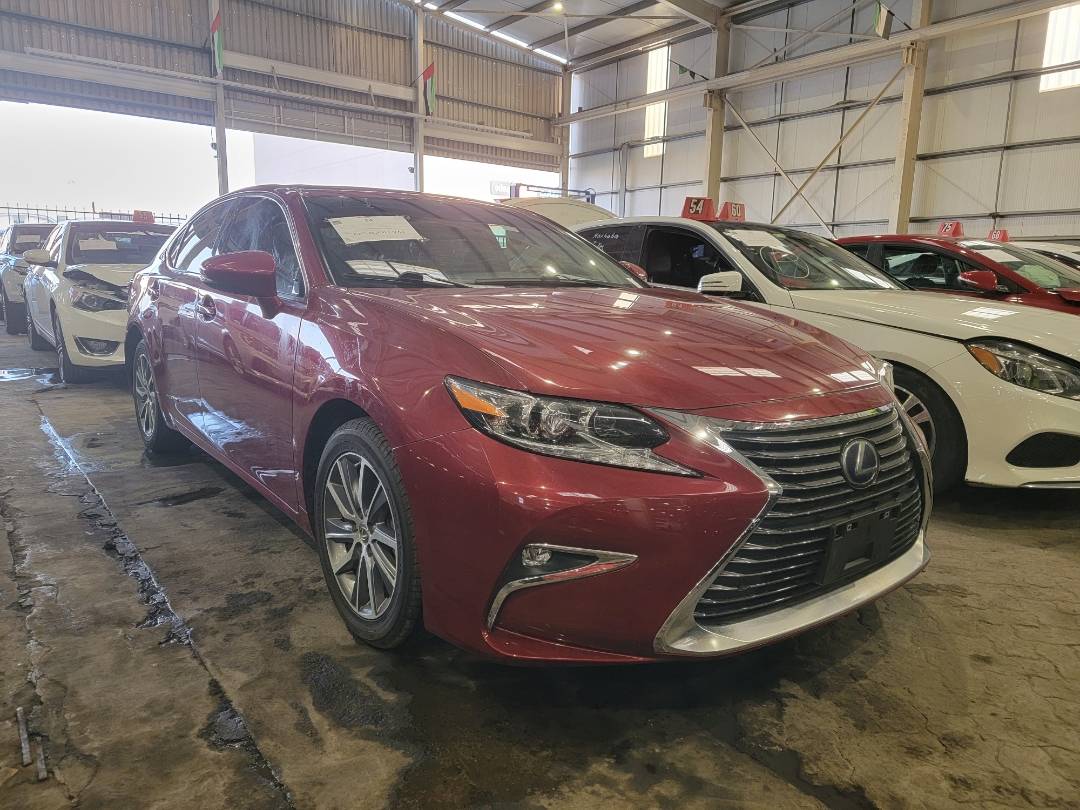 2017 LEXUS ES 300H — 198571 Miles — Lot 38070786 — Souq - Marhaba Auctions Used Cars - Image 4