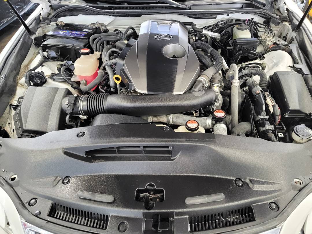 2016 LEXUS IS 200T — 158713 KM — Lot 5020406 — Main - Marhaba Auctions Used Cars - Image 12