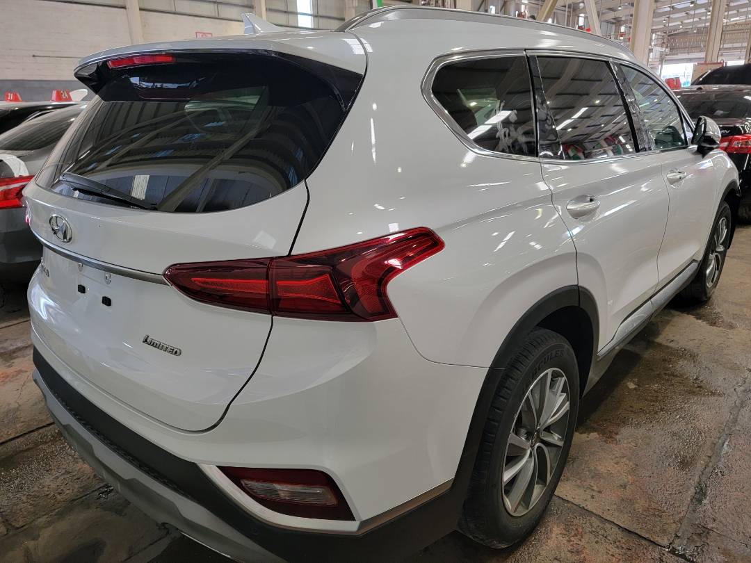 2019 HYUNDAI SANTA FE — 53294 Miles — Lot 37643748 - Marhaba Auctions Used Cars - Image 4