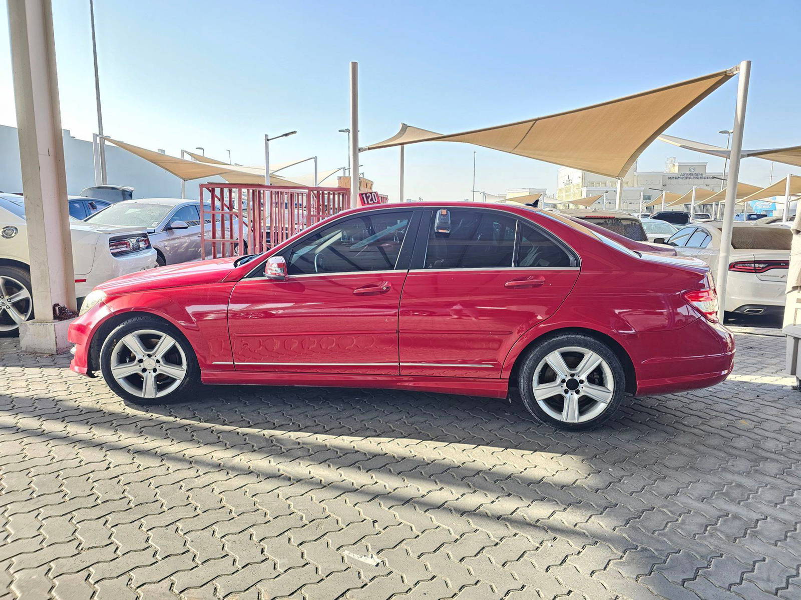 2011 MERCEDES BENZ C300 — 129647 Miles — Lot BR163055 — Souq - Marhaba Auctions Used Cars - Image 4