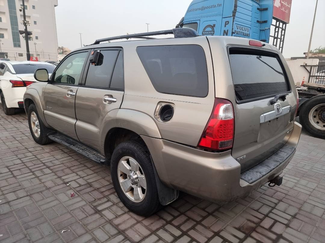 2006 TOYOTA 4RUNNER SR5 — 289286 Miles — Lot 215487 — Ind. 12 - Marhaba Auctions Used Cars - Image 5
