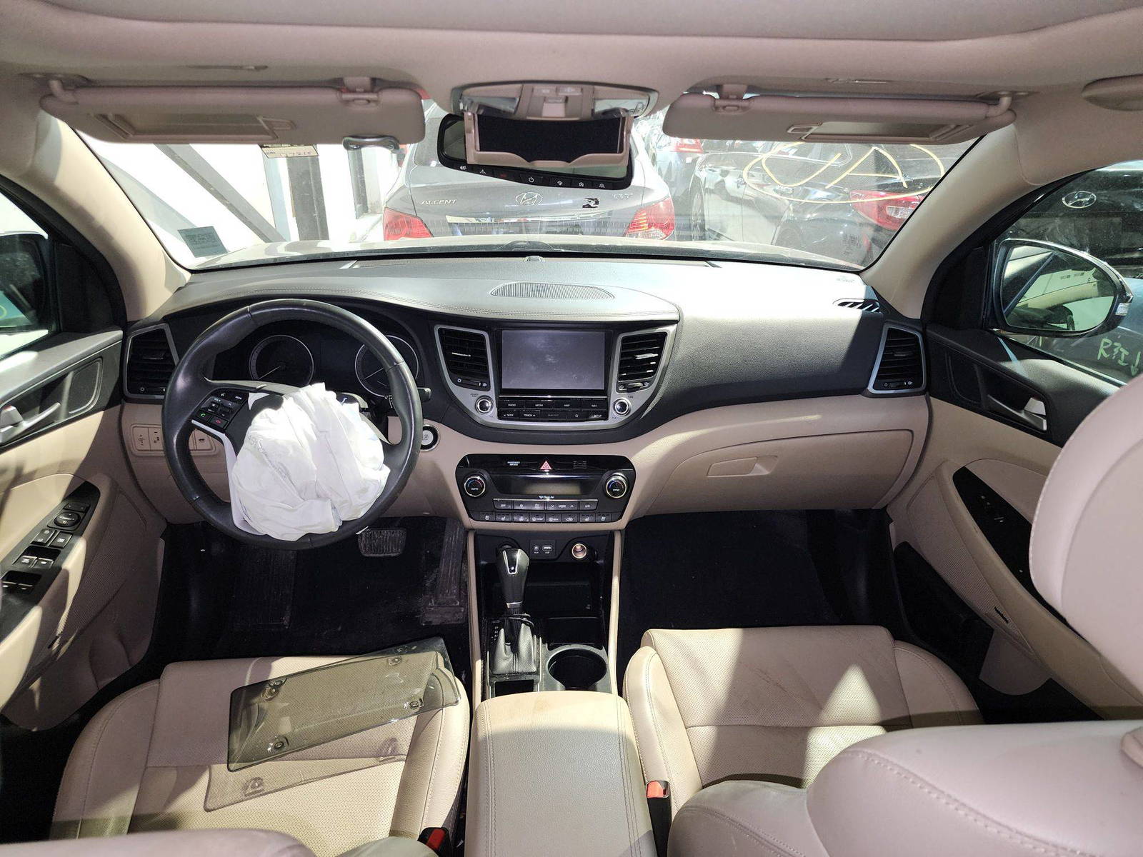 HYUNDAI TUCSON 2018 - Marhaba Auction Used Cars - Image 4