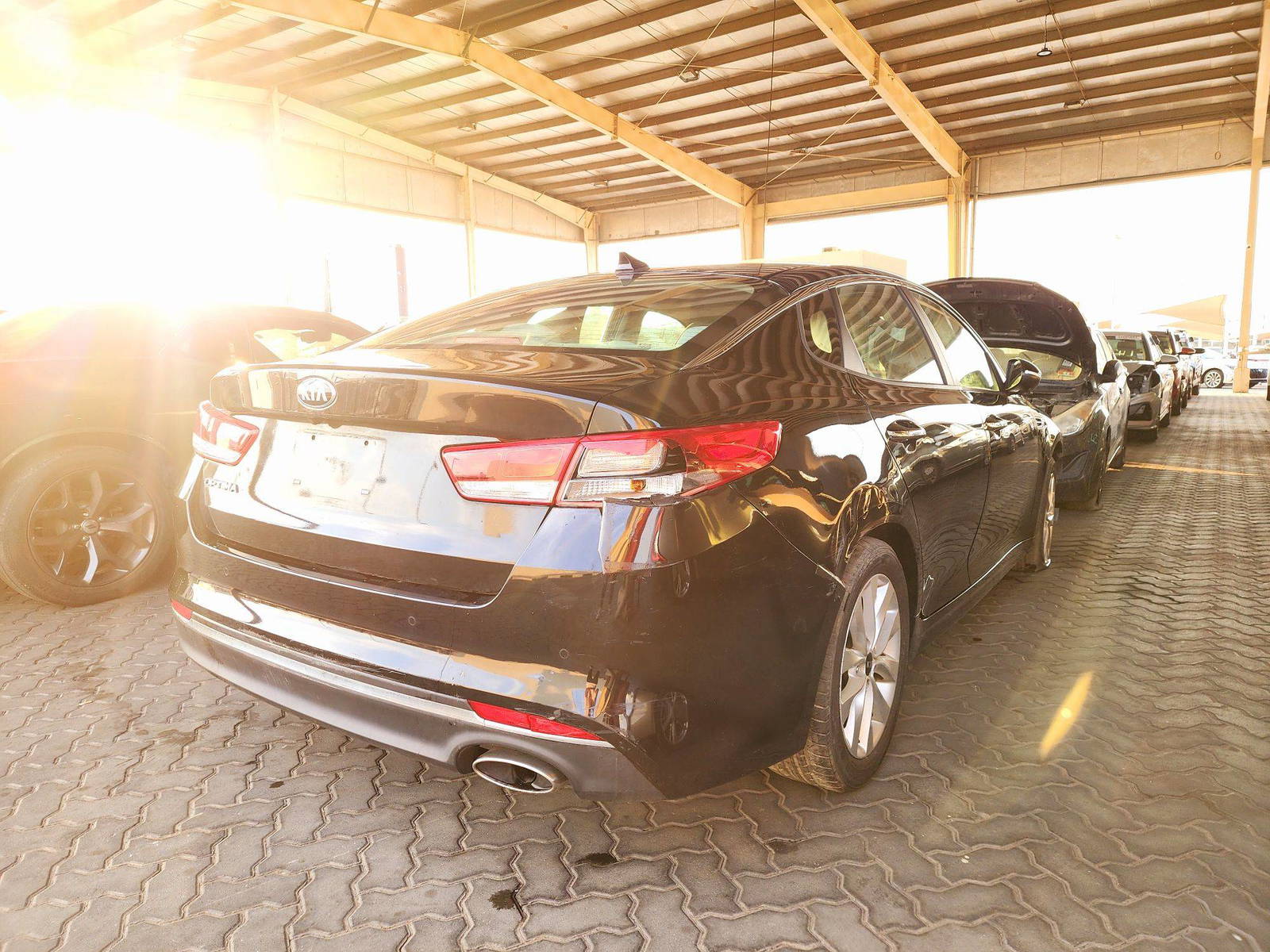 2018 KIA OPTIMA — 69999 Miles — Lot 43851454 — Souq - Marhaba Auctions Used Cars - Image 3