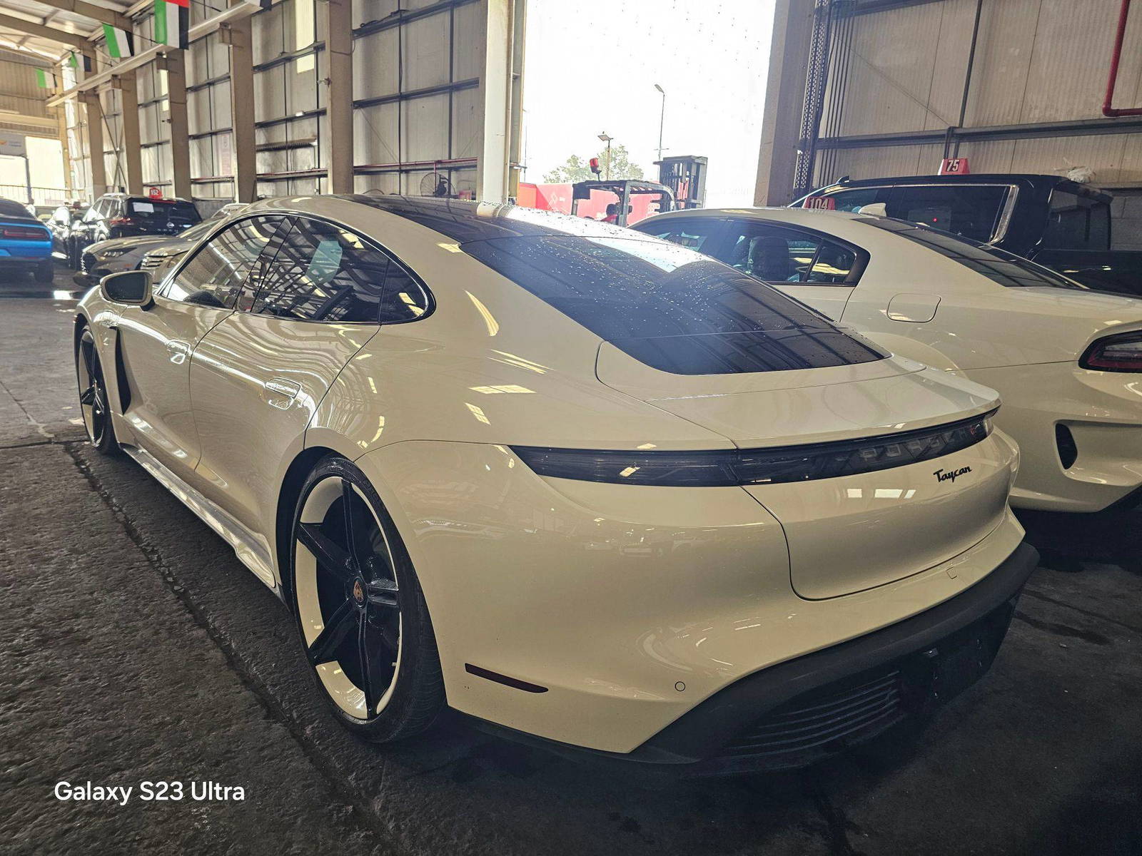 PORSCHE TAYCAN 2021 - Marhaba Auction Used Cars - Image 5