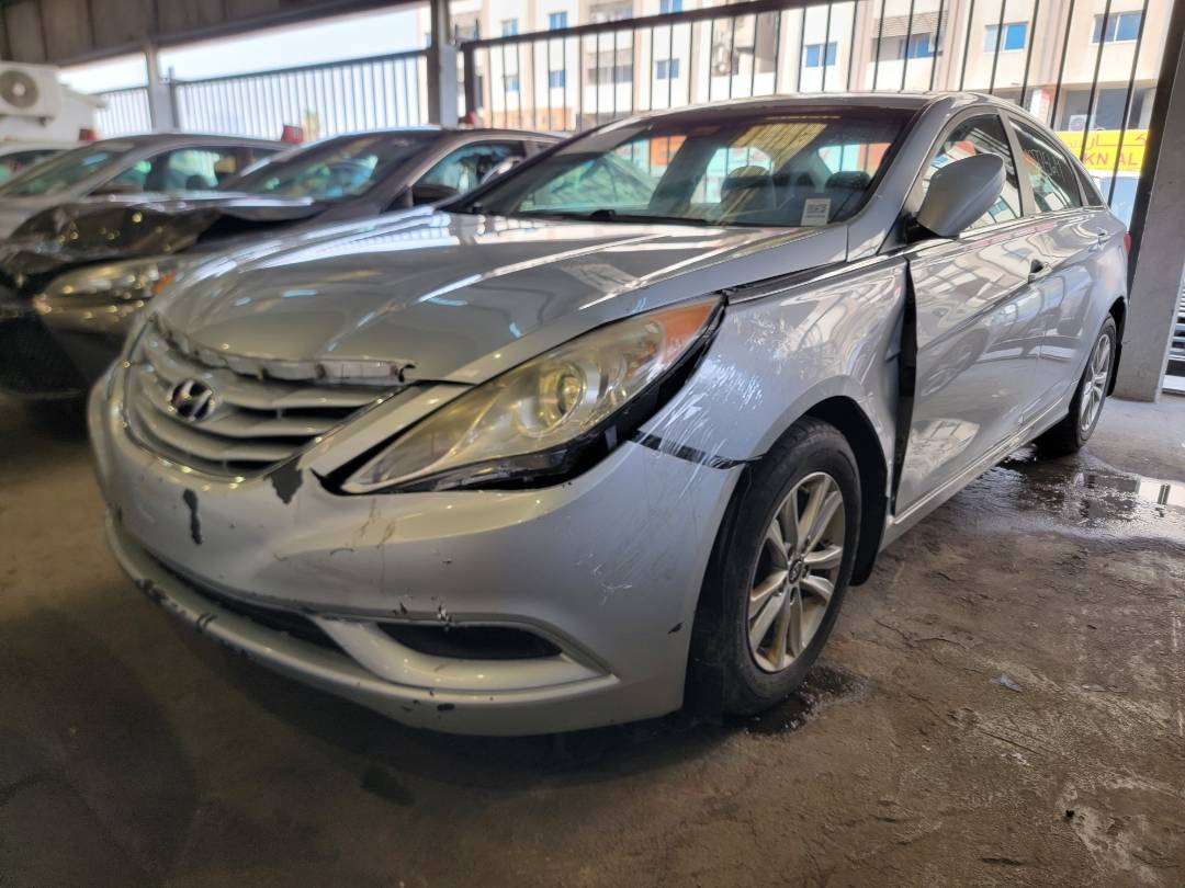 2011 HYUNDAI SONATA — 136980 Miles — Lot 40775619 — Main - Marhaba Auctions Used Cars - Image 5