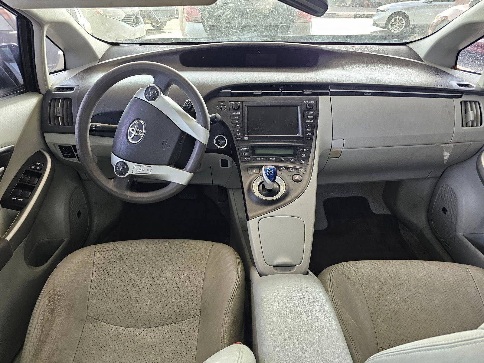 2010 TOYOTA PRIUS — 156069 Miles — Lot U6A0058317 — Souq - Marhaba Auctions Used Cars - Image 7
