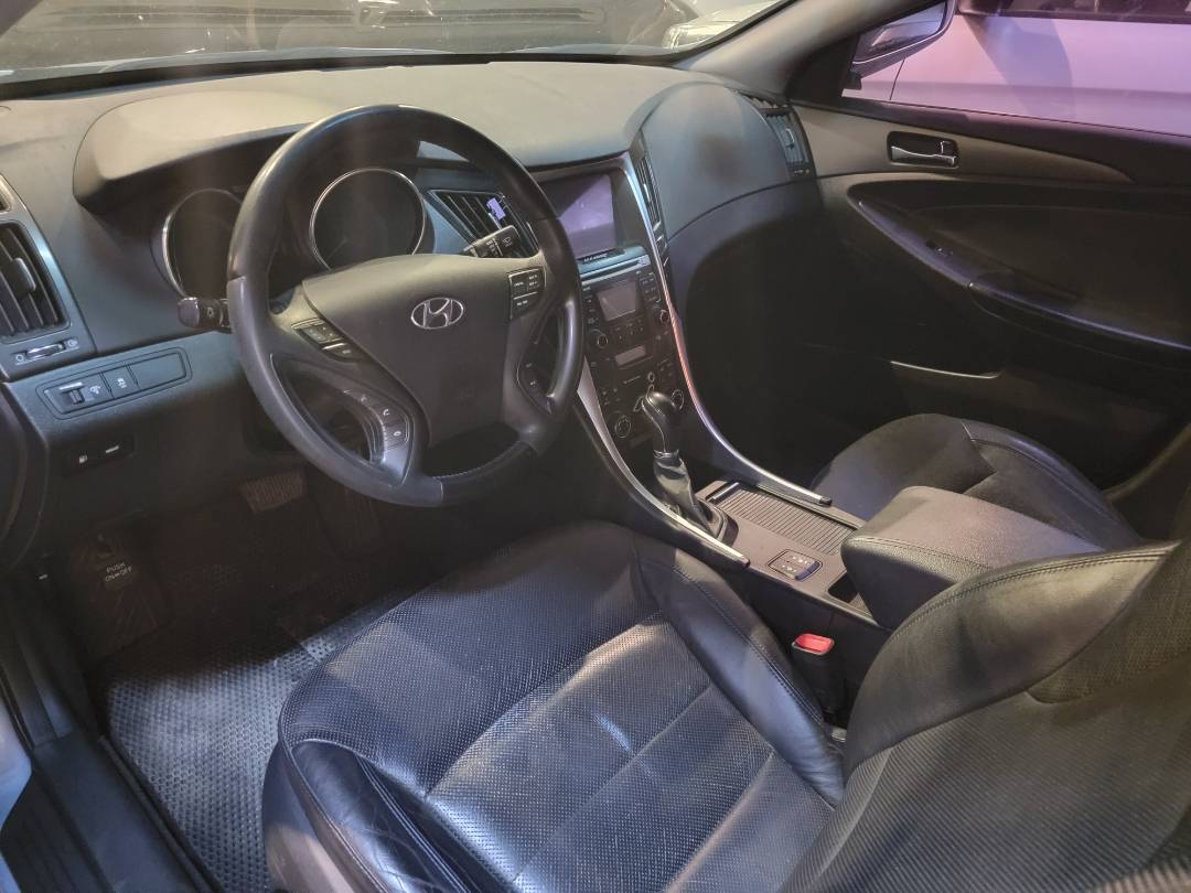 2012 HYUNDAI SONATA — 135224 KM — Lot 020147 — Main - Marhaba Auctions Used Cars - Image 7