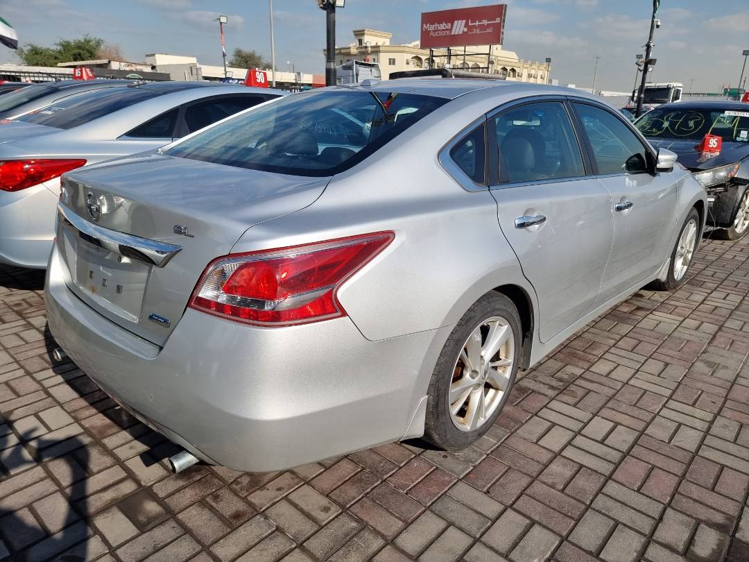 2013 NISSAN ALTIMA — 176459 Miles — Lot 215487 — Ind. 12 - Marhaba Auctions Used Cars - Image 5