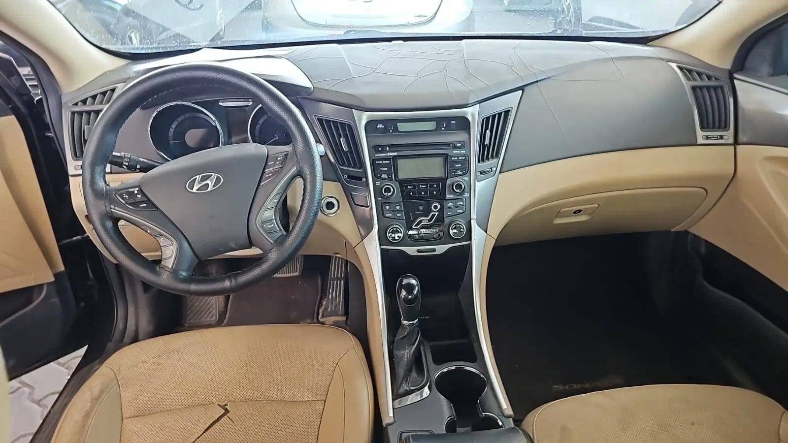 2012 HYUNDAI SONATA — 212264 KM — Lot A056663 — Souq - Marhaba Auctions Used Cars - Image 7
