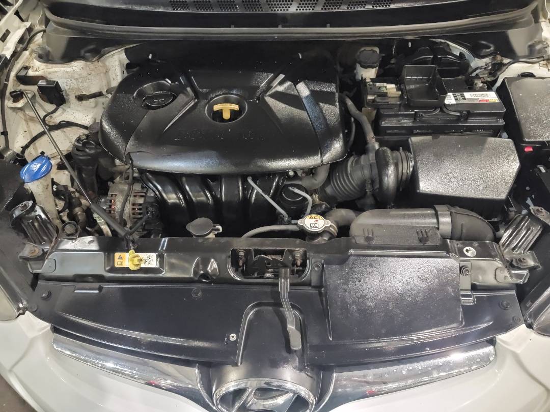 2016 HYUNDAI ELANTRA — 175300 Miles — Lot 73037444 — Main - Marhaba Auctions Used Cars - Image 10