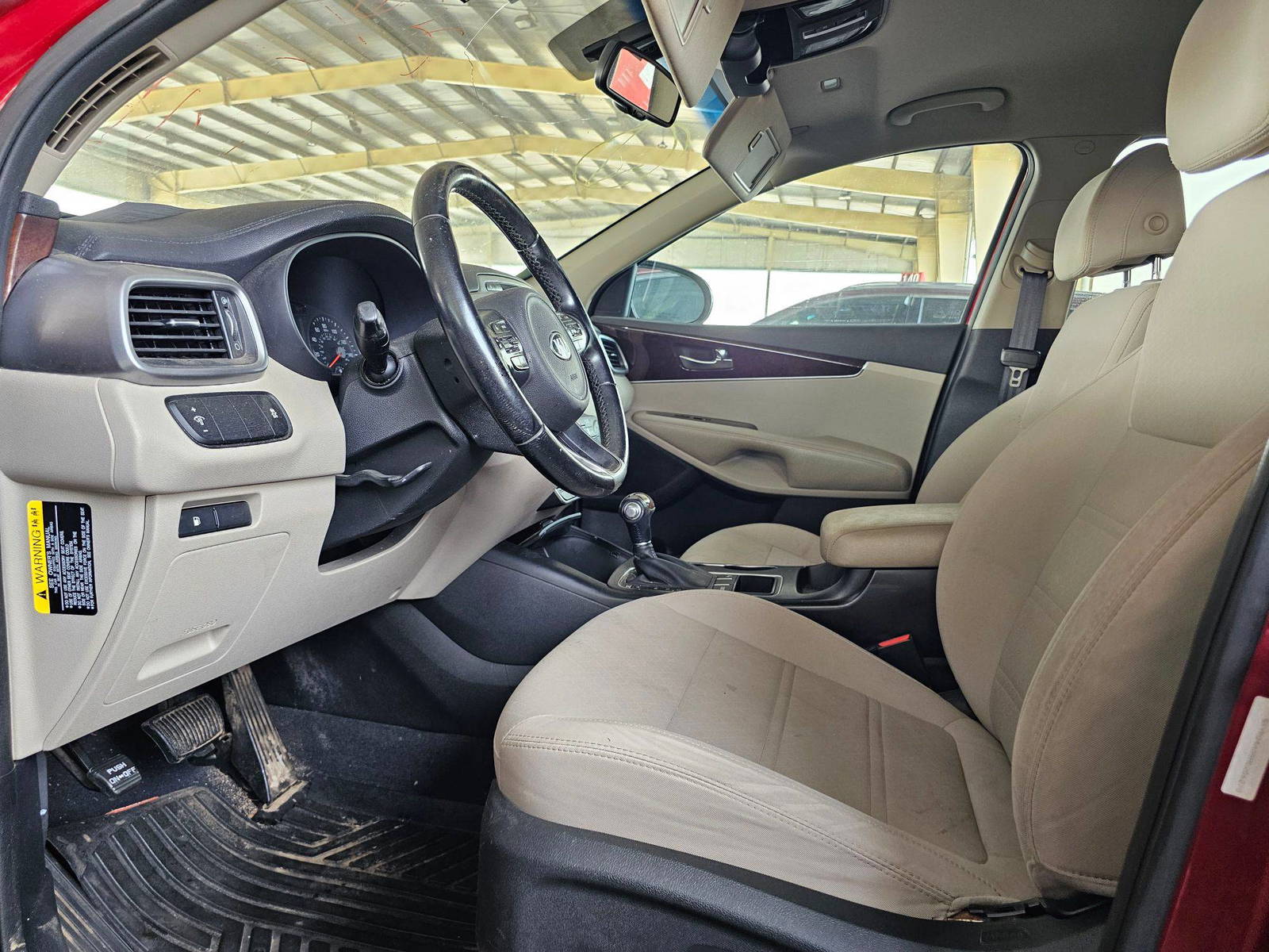 KIA SORENTO 2017 - Marhaba Auction Used Cars - Image 8