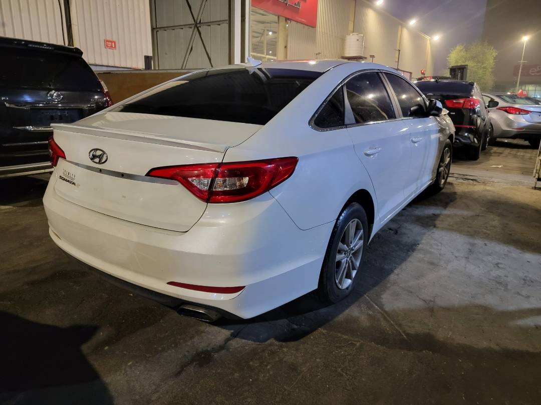 2016 HYUNDAI SONATA — 108509 Miles — Lot 43078192 — Main - Marhaba Auctions Used Cars - Image 4