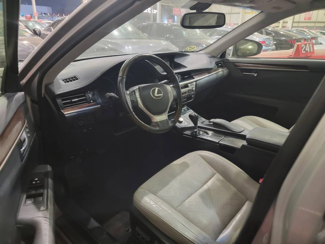 2013 LEXUS ES 350 — 146378 Miles — Lot 73149524 — Main - Marhaba Auctions Used Cars - Image 8