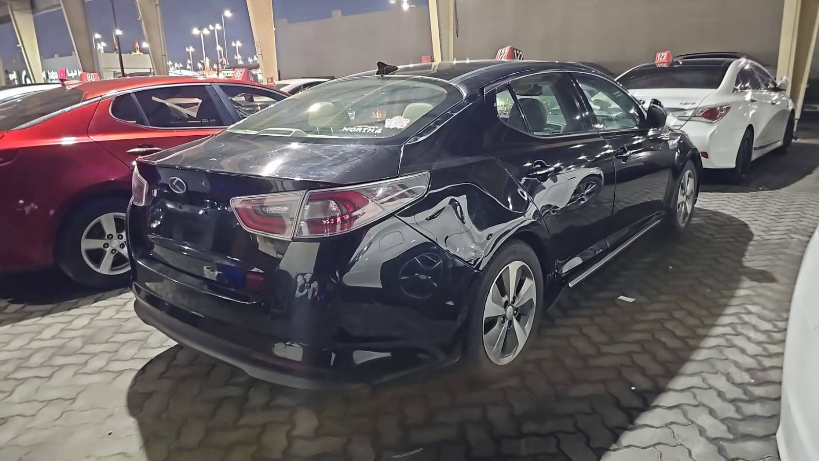 2014 KIA OPTIMA — 134288 Miles — Lot E5068284 — Souq - Marhaba Auctions Used Cars - Image 4