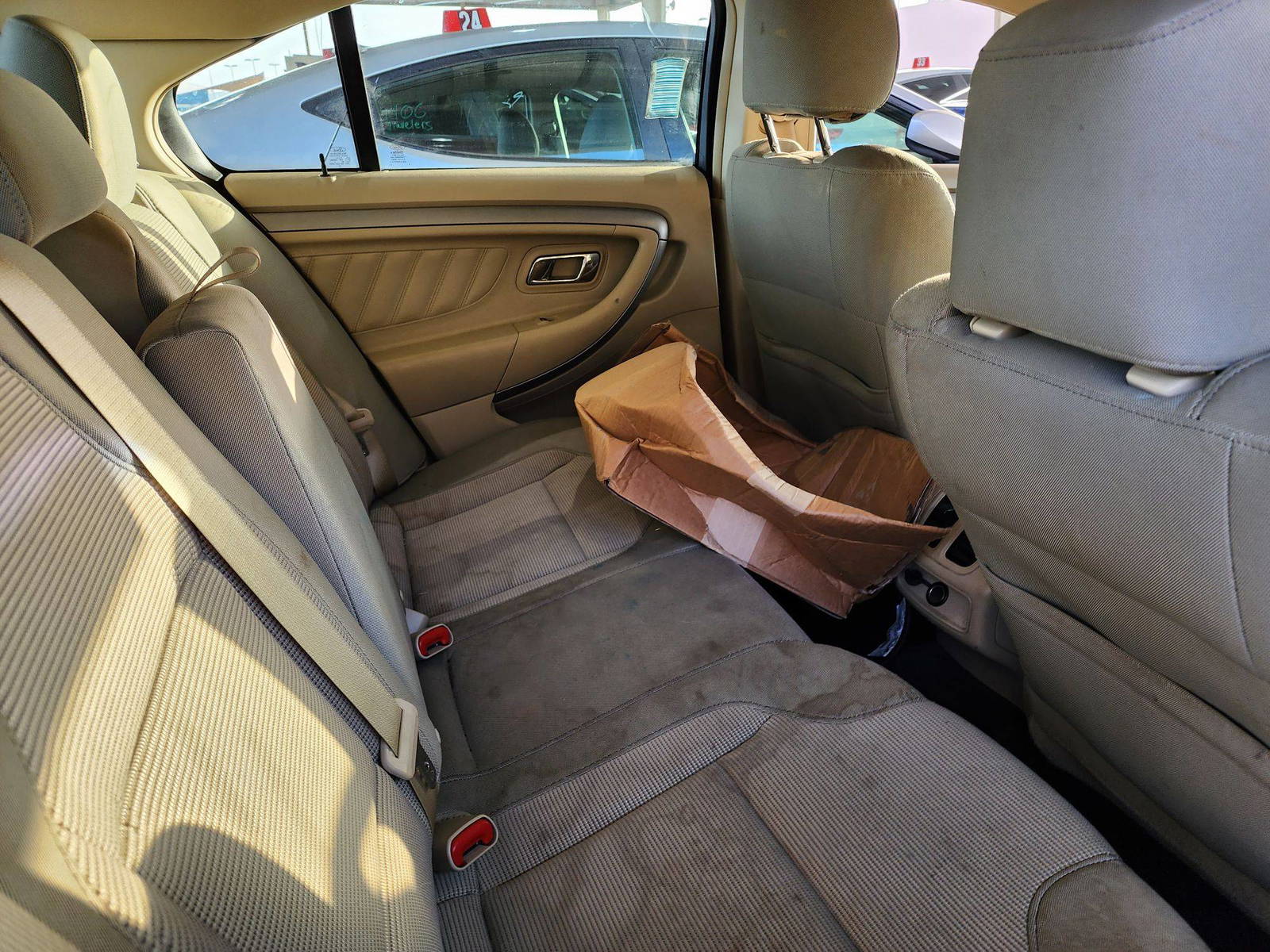 2018 FORD TAURUS — 148676 Miles — Lot 69058163 - Marhaba Auctions Used Cars - Image 5