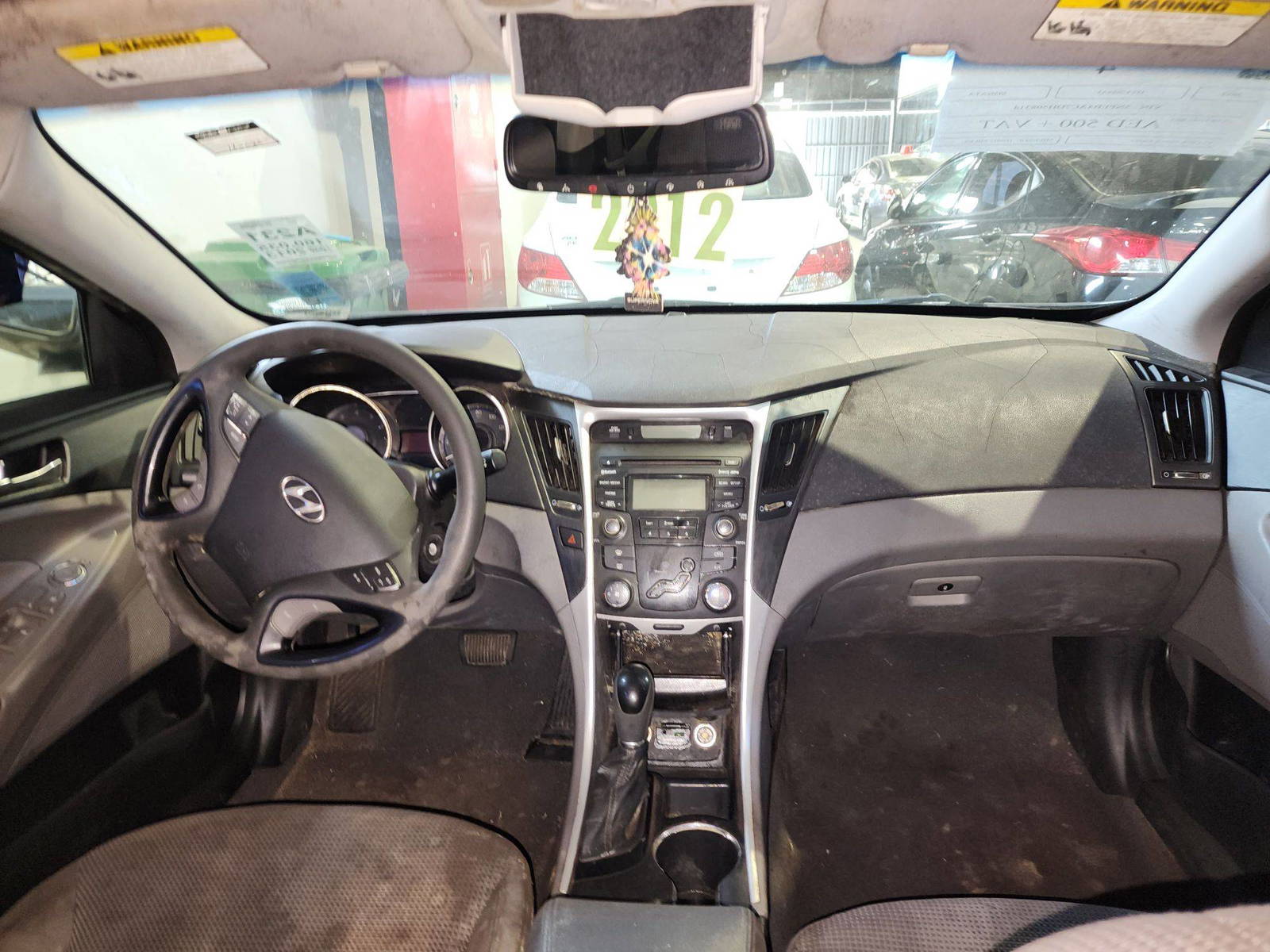 2013 HYUNDAI SONATA — 160035 Miles — Lot 4689 — Al Quoz - Marhaba Auctions Used Cars - Image 10