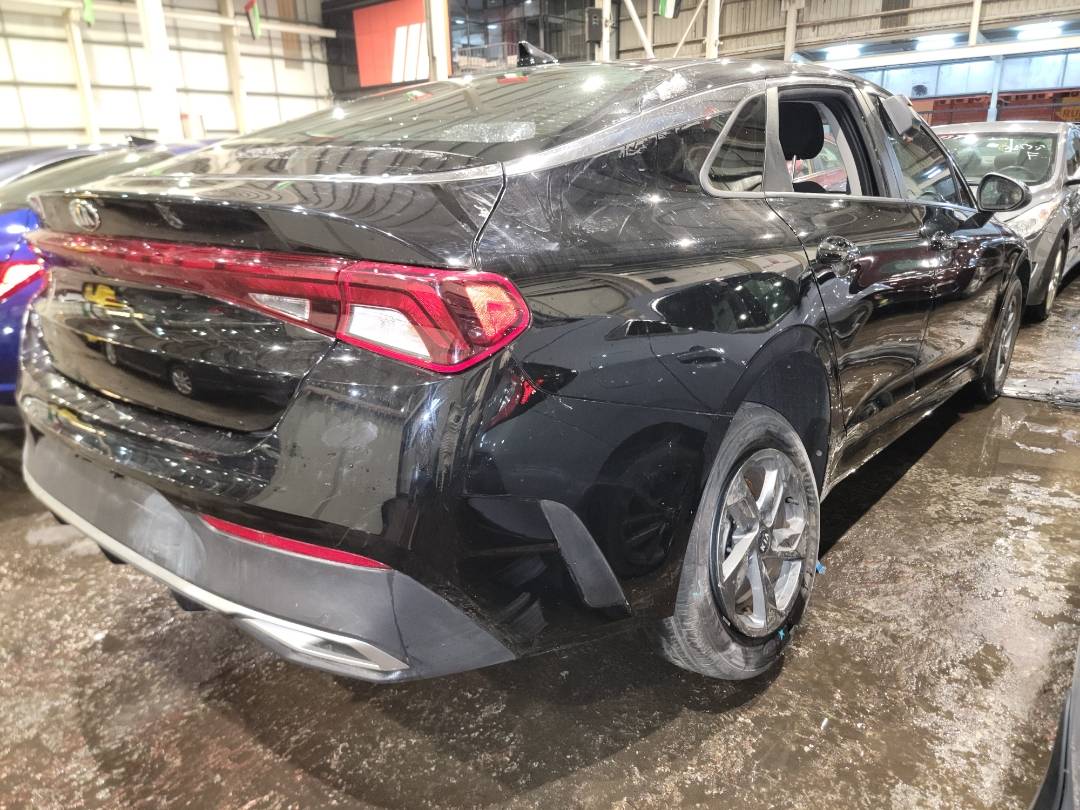 2021 KIA K5 — 37787 Miles — Lot G001221 - Marhaba Auctions Used Cars - Image 4