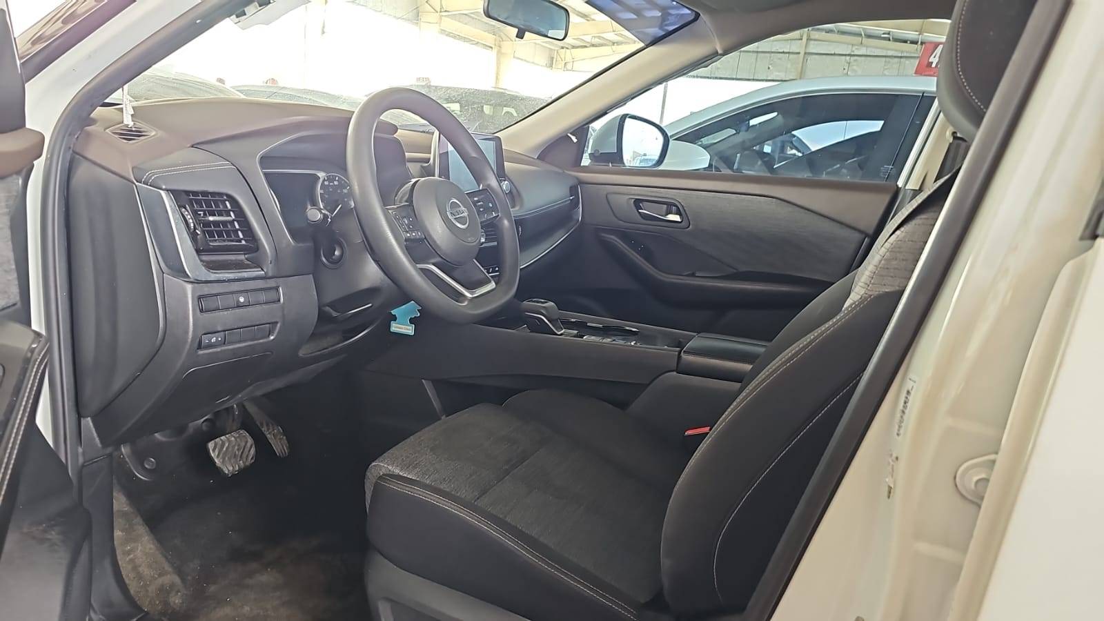 2021 NISSAN ROGUE — sold — 93149 Miles — Lot W015820 — Souq - Marhaba Auctions Used Cars - Image 5