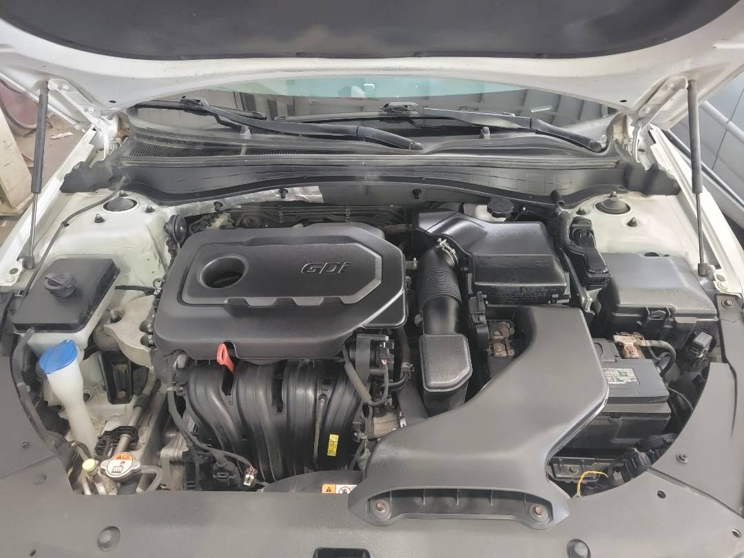2016 KIA OPTIMA — 167860 Miles — Lot 054230 — Main - Marhaba Auctions Used Cars - Image 11