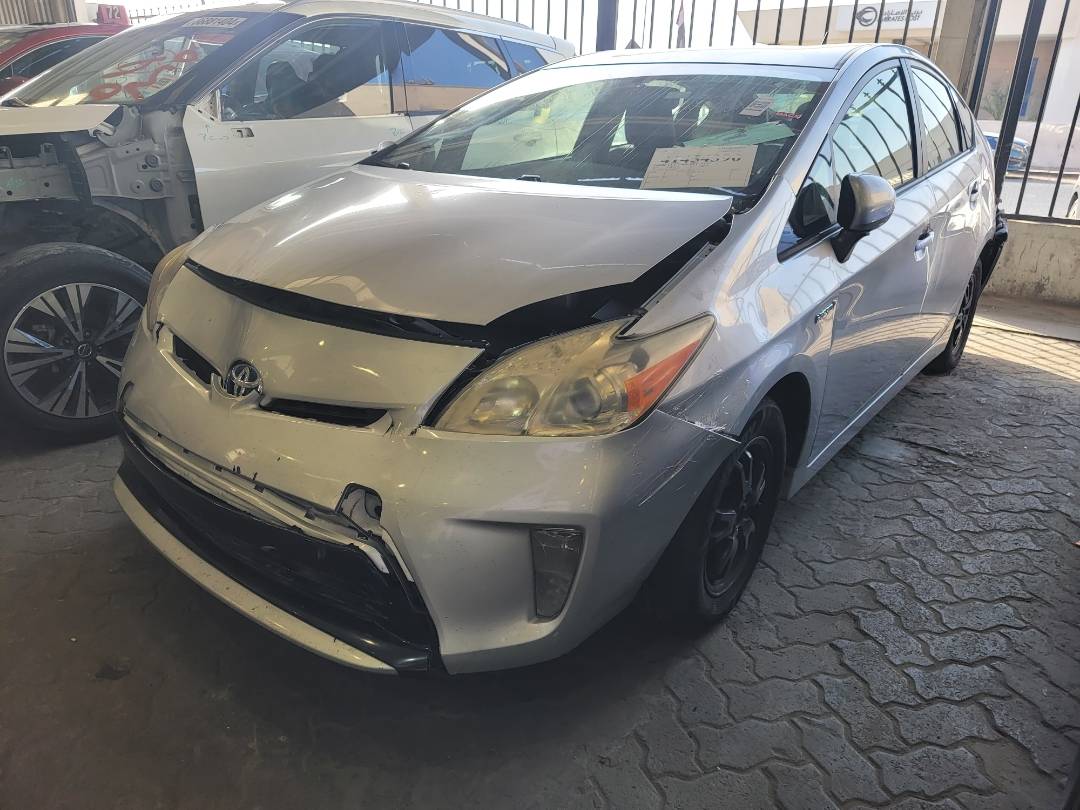 2015 TOYOTA PRIUS — 274220 Miles — Lot F1876815 — Main - Marhaba Auctions Used Cars - Image 5
