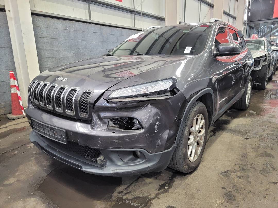 2015 JEEP CHEROKEE — 162072 KM — Lot 746814 — Main - Marhaba Auctions Used Cars - Image 5