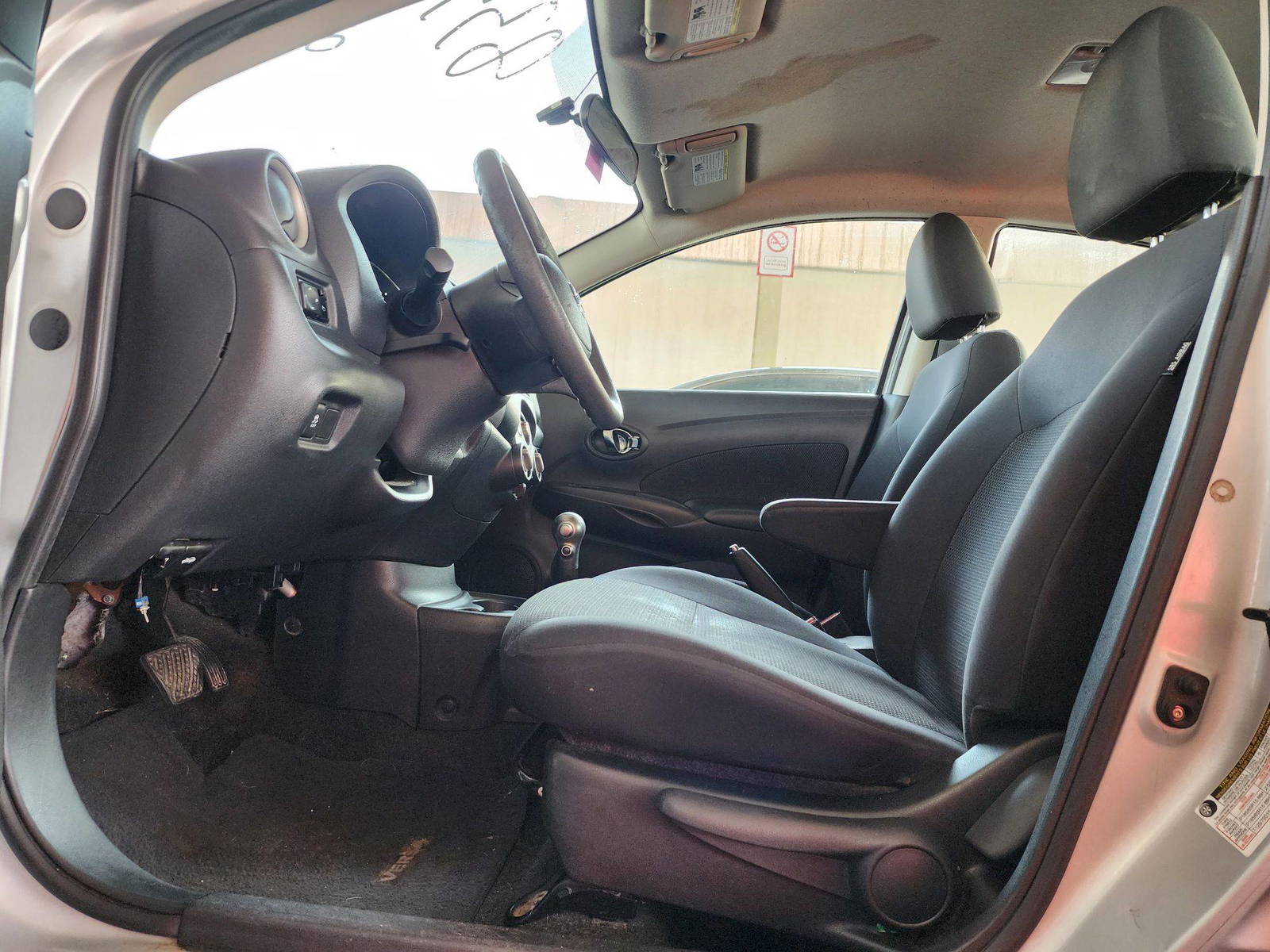2013 NISSAN VERSA — 176480 Miles — Lot 50650394 — Souq - Marhaba Auctions Used Cars - Image 8