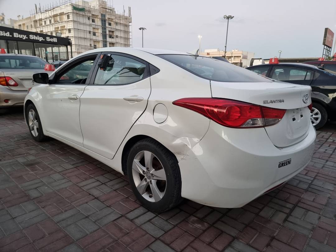 2013 HYUNDAI ELANTRA — 183434 Miles — Lot 125487 — Ind. 12 - Marhaba Auctions Used Cars - Image 4