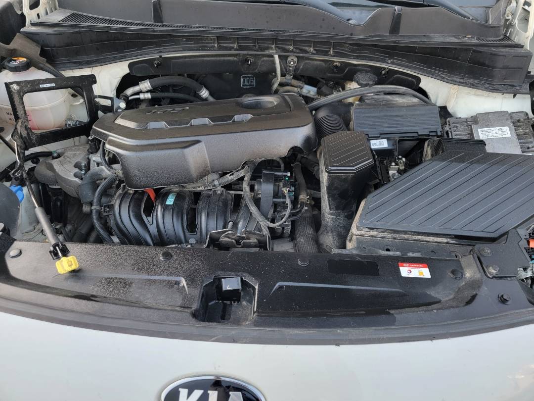 2022 KIA SPORTAGE — 77217 Miles — Lot 7013300 — Main - Marhaba Auctions Used Cars - Image 10