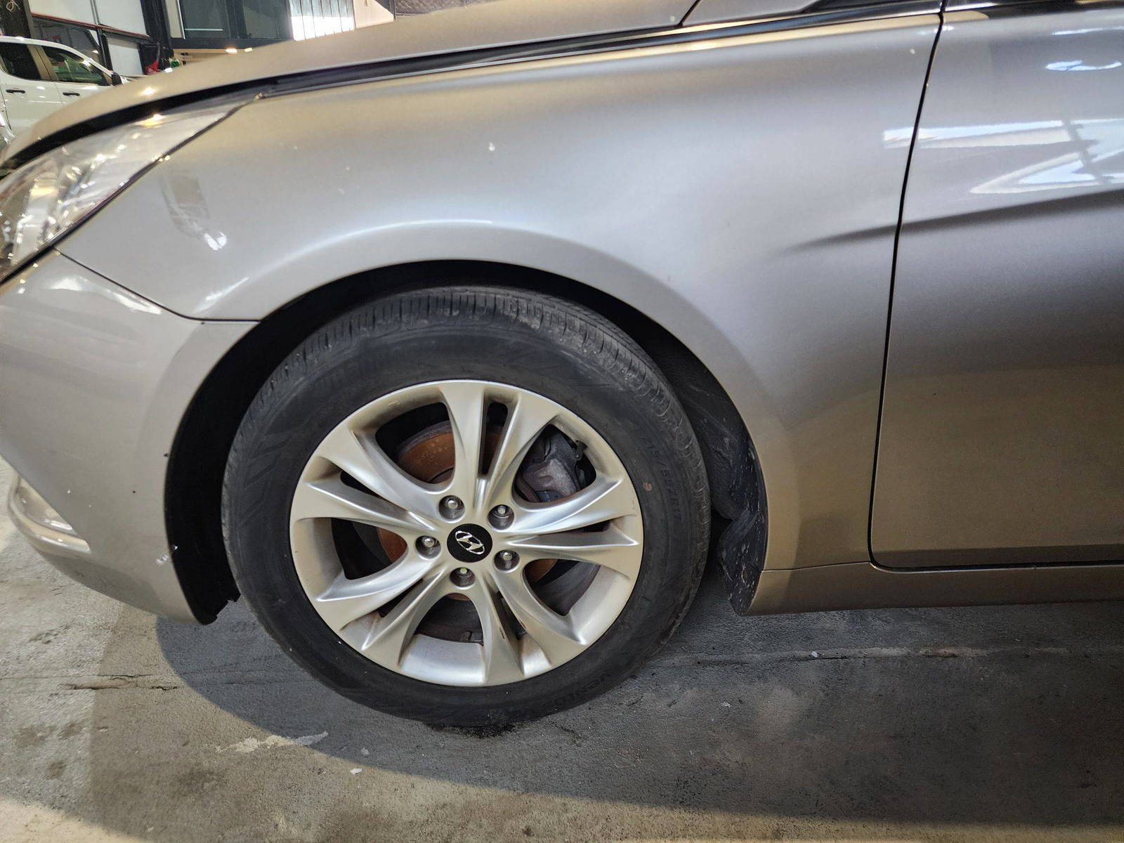 2011 HYUNDAI SONATA — 187171 KM — Lot 269653 — Souq - Marhaba Auctions Used Cars - Image 13