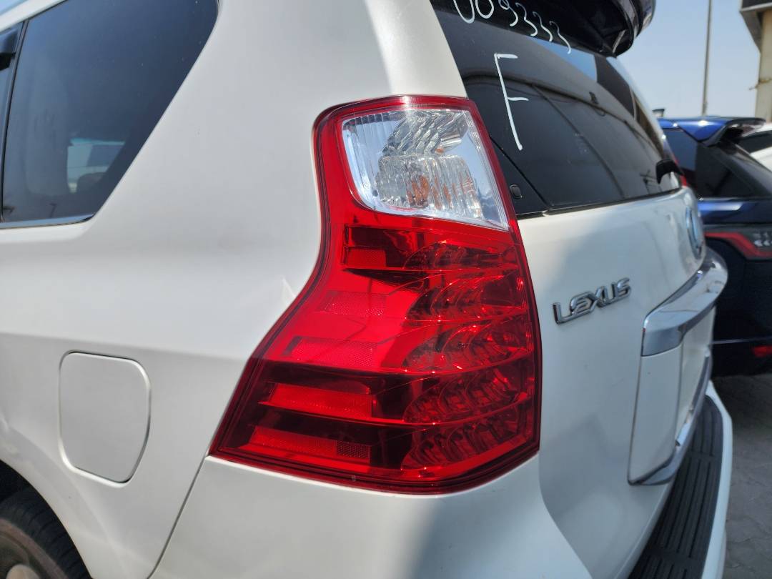 2010 LEXUS GX 460 — 133652 Miles — Lot 9333 — Ind. 12 - Marhaba Auctions Used Cars - Image 10