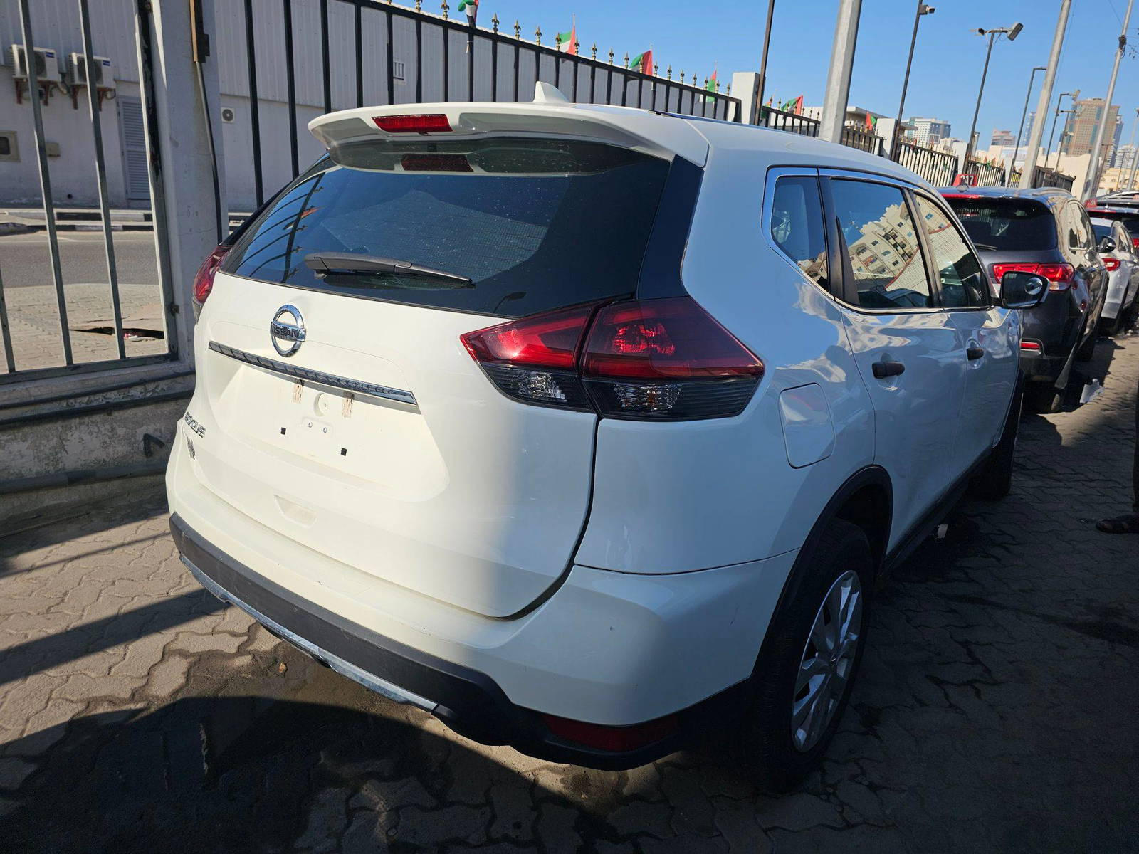 NISSAN ROGUE 2020 - Marhaba Auction Used Cars - Image 5
