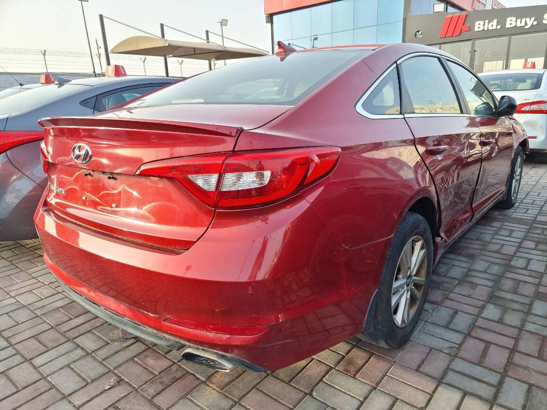 2015 HYUNDAI SONATA — 203710 Miles — Lot 215478 — Souq - Marhaba Auctions Used Cars - Image 4