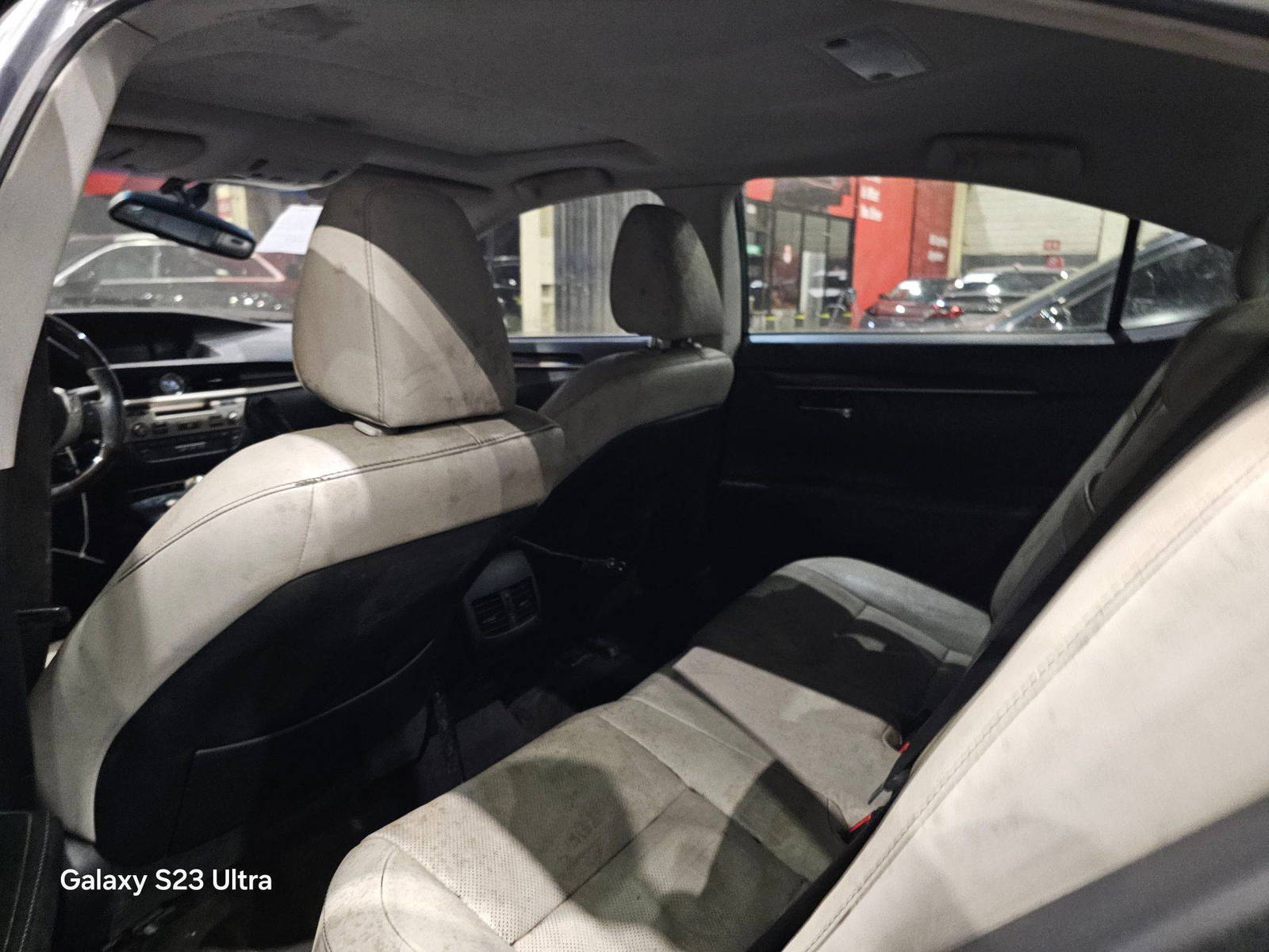 2014 LEXUS ES 350 — 151580 Miles — Lot E2087241 — Main - Marhaba Auctions Used Cars - Image 7