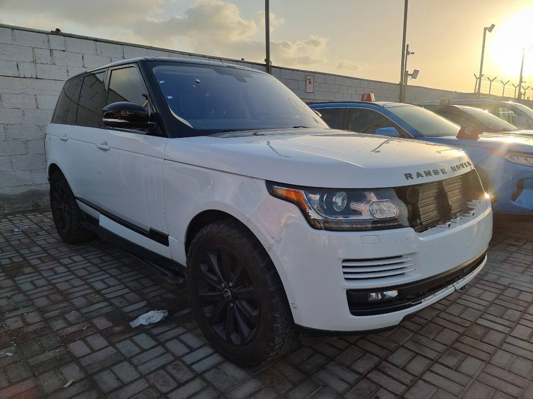 2016 LAND ROVER RANGE ROVER — 169973 Miles — Lot 54446 — Ind. 12 - Marhaba Auctions Used Cars - Image 3