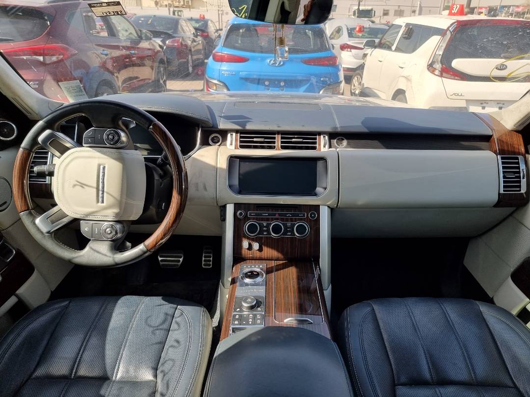 2017 LAND ROVER RANGE ROVER — 132382 Miles — Lot E2HA360806 — Main - Marhaba Auctions Used Cars - Image 7