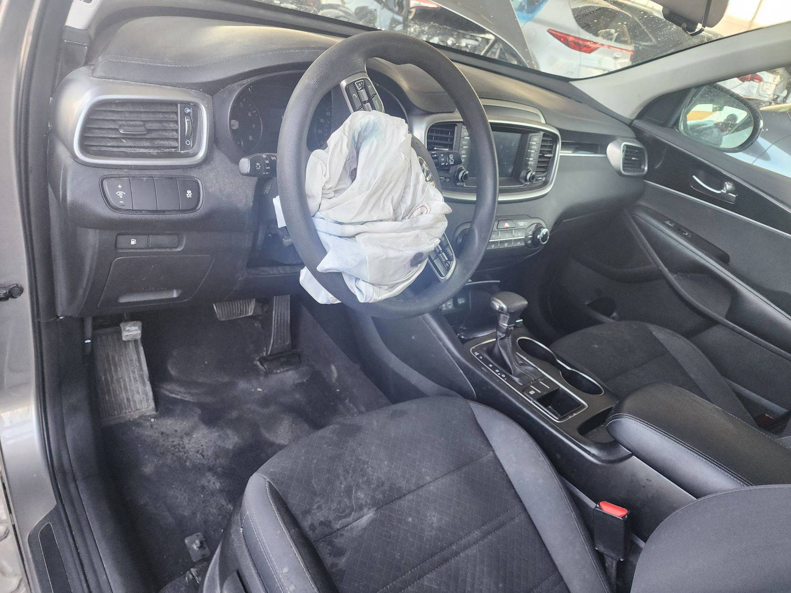 2019 KIA SORENTO — 62788 Miles — Lot KG541561 - Marhaba Auctions Used Cars - Image 4
