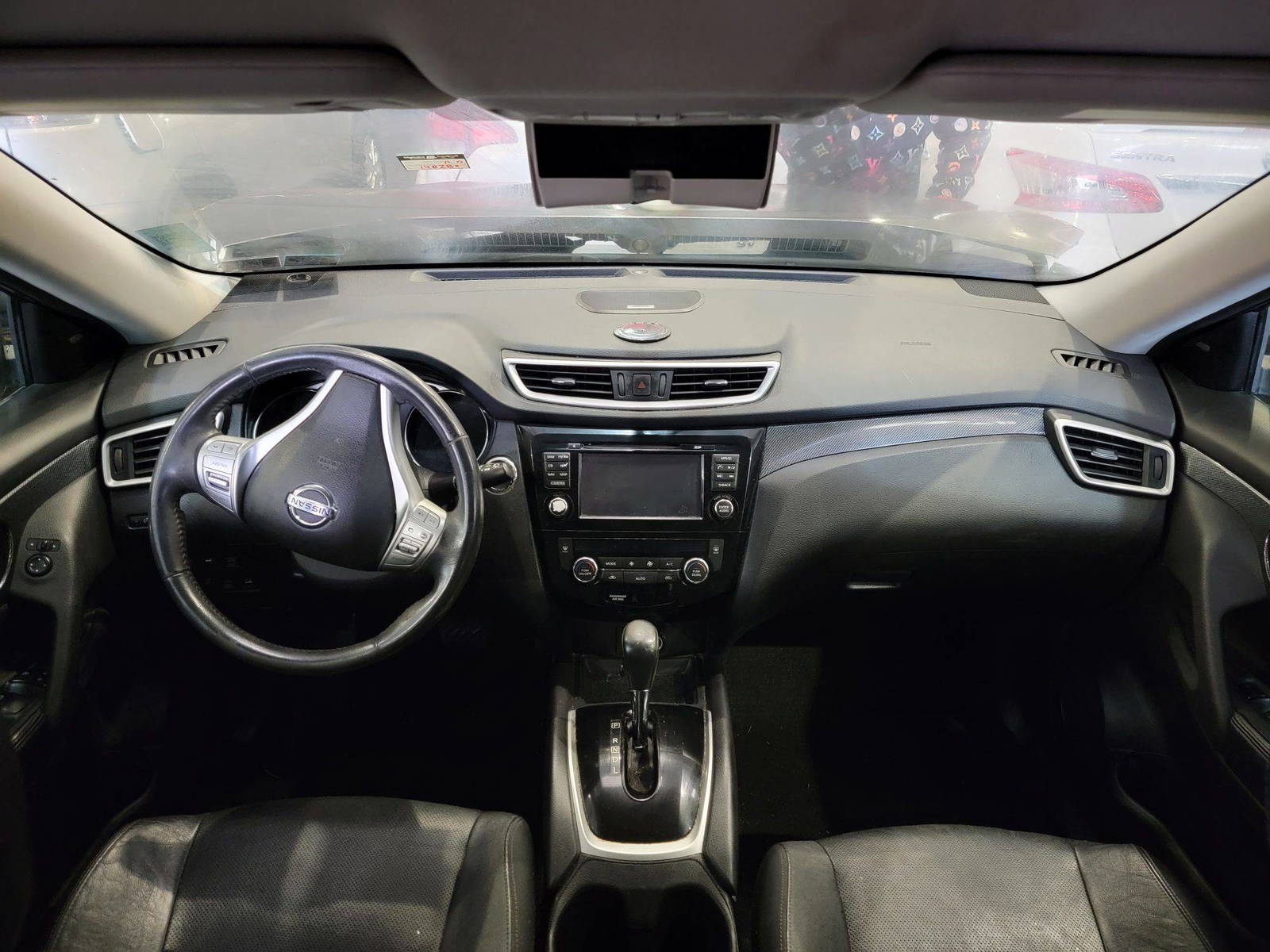 NISSAN ROGUE 2015 - Marhaba Auction Used Cars - Image 8