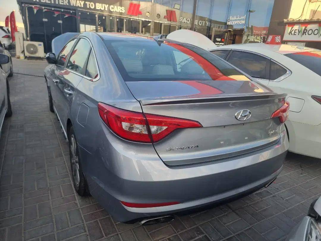 HYUNDAI SONATA SPORT