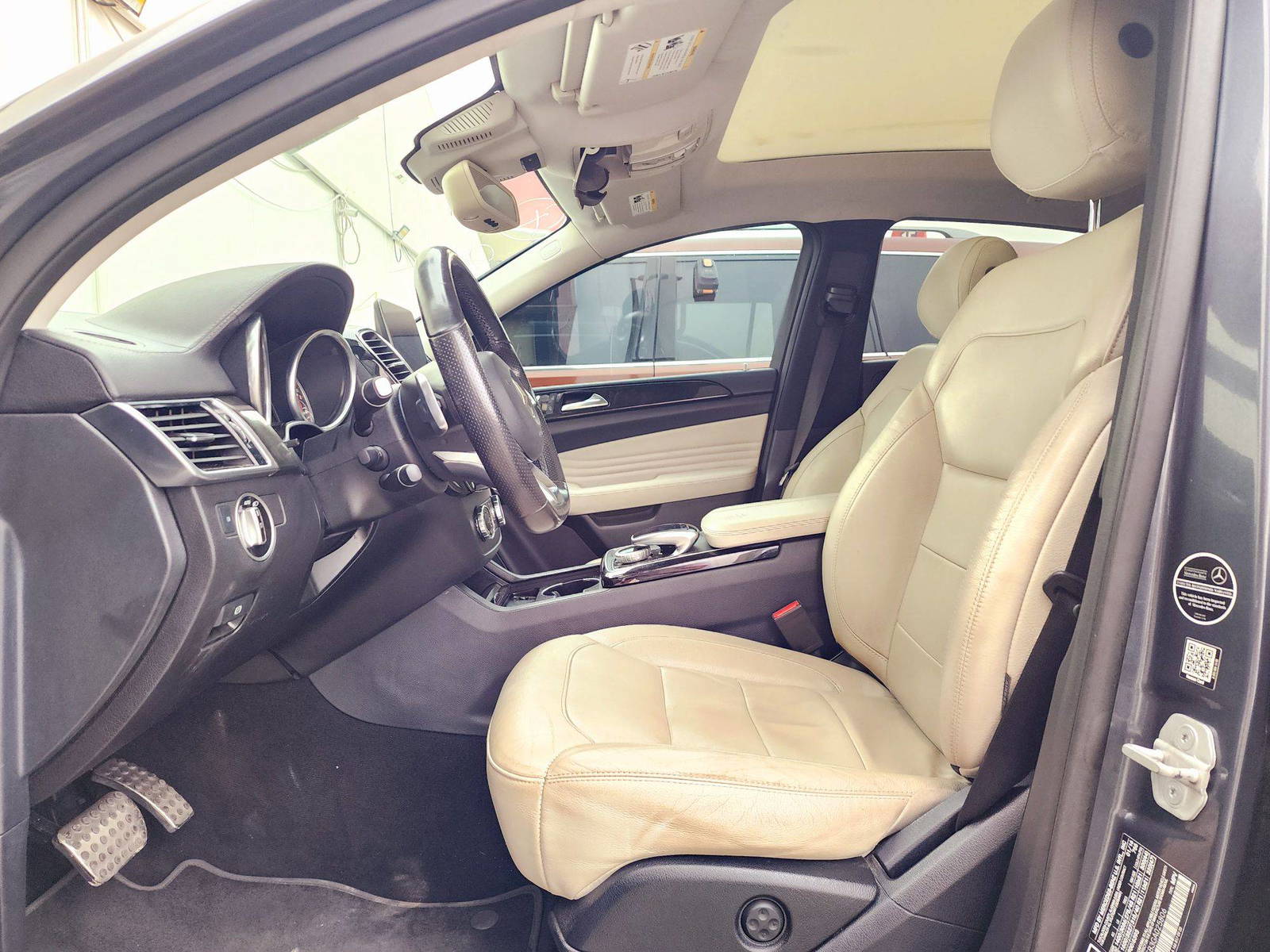 2016 MERCEDES BENZ GLE 450 4MATIC — 95366 Miles — Lot 75242084 — Main - Marhaba Auctions Used Cars - Image 11
