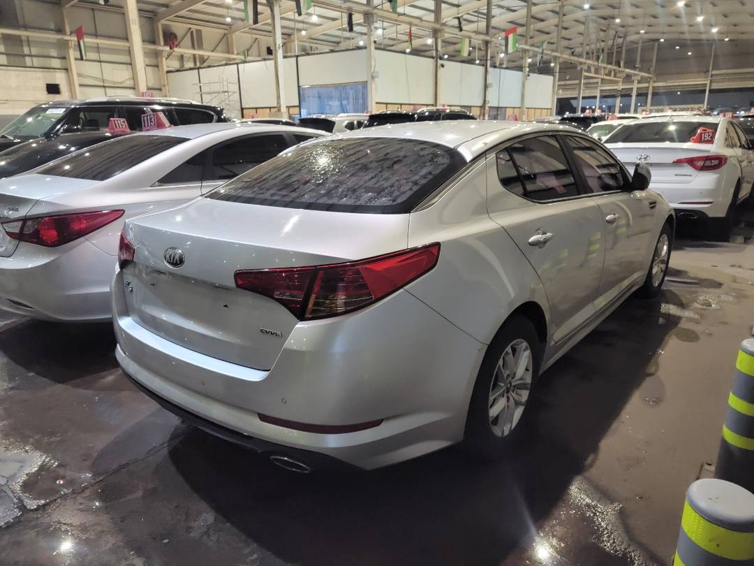 2013 KIA K5 — 185163 KM — Lot 389096 — Souq - Marhaba Auctions Used Cars - Image 3