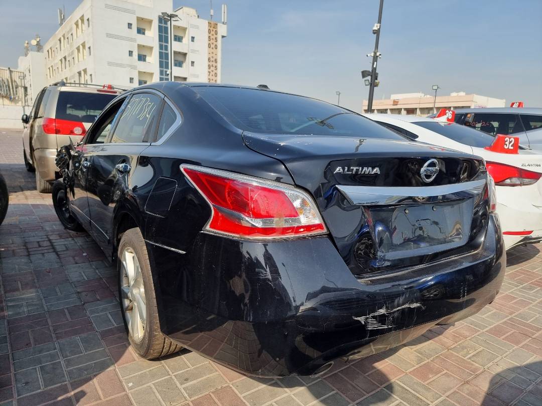 2015 NISSAN ALTIMA — 150532 Miles — Lot 213654889 — Ind. 12 - Marhaba Auctions Used Cars - Image 3