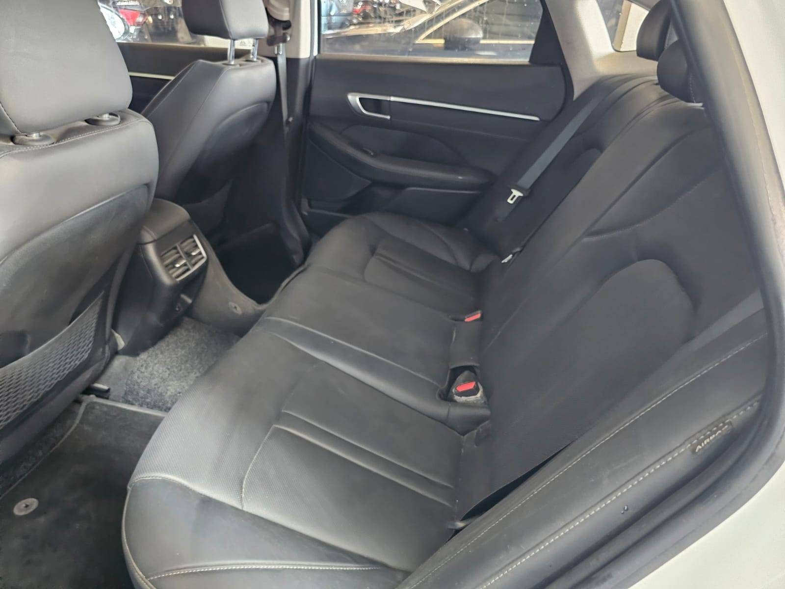 2022 HYUNDAI SONATA — 64142 KM — Lot NA043532 — Main - Marhaba Auctions Used Cars - Image 5